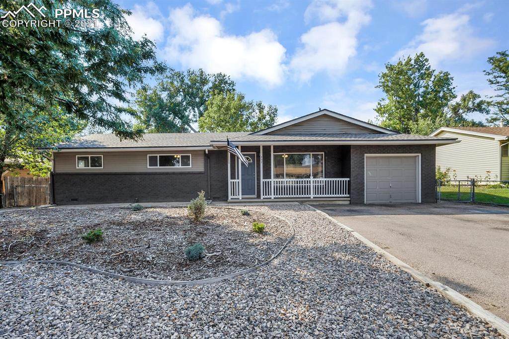 232 Davie Drive - Photo 1