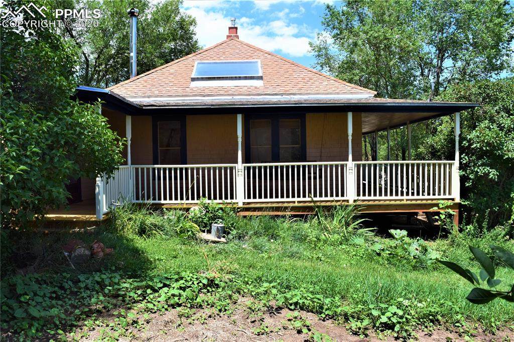 2128 7th Street - Photo 1