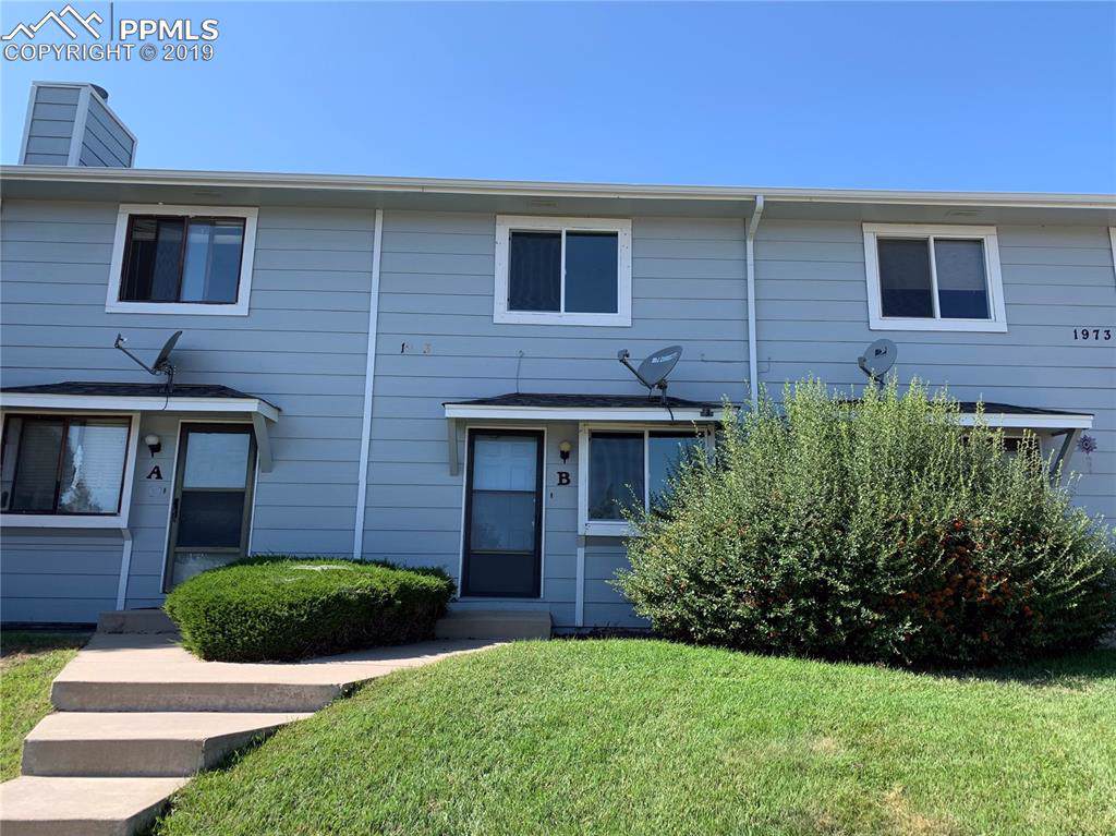 1973 Mineola Court - Photo 1