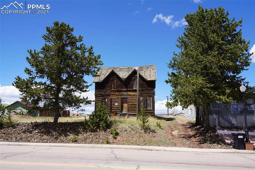 215 Bennett Avenue - Photo 1