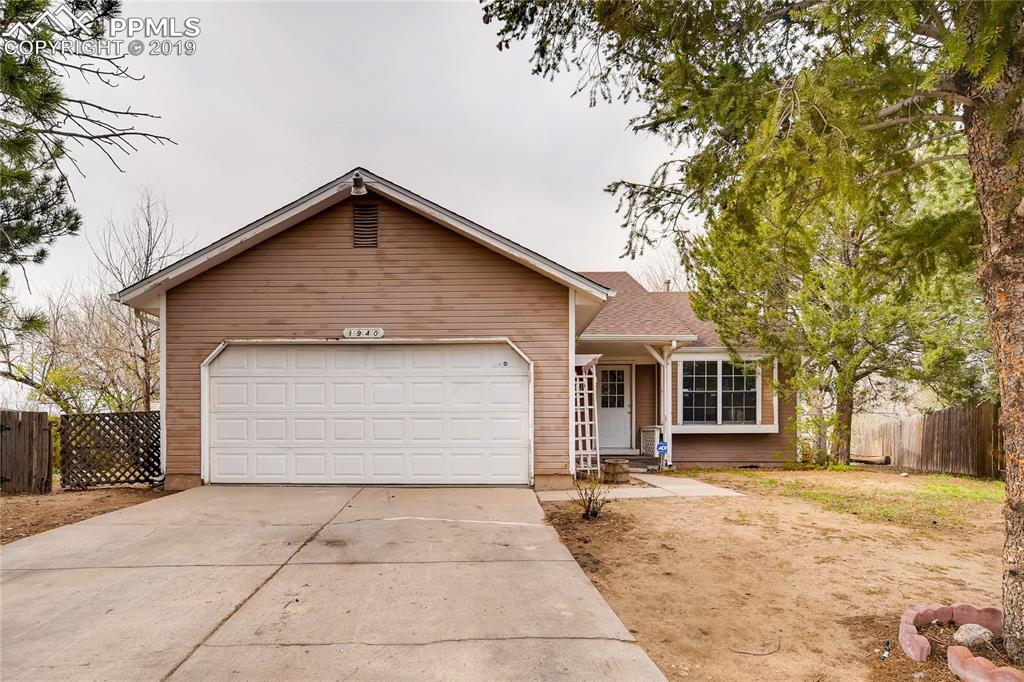 1940 Harwood Circle - Photo 1