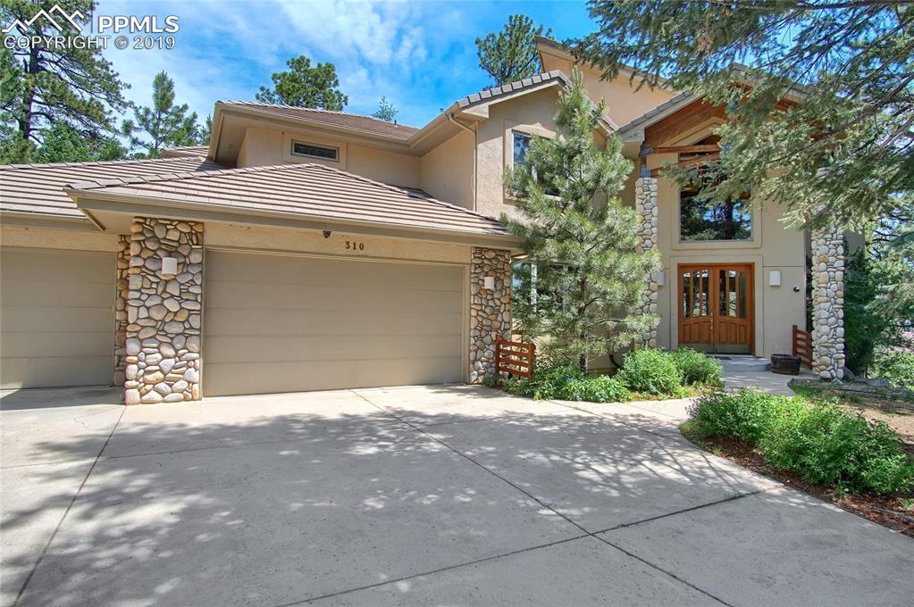 310 Irvington Court - Photo 1