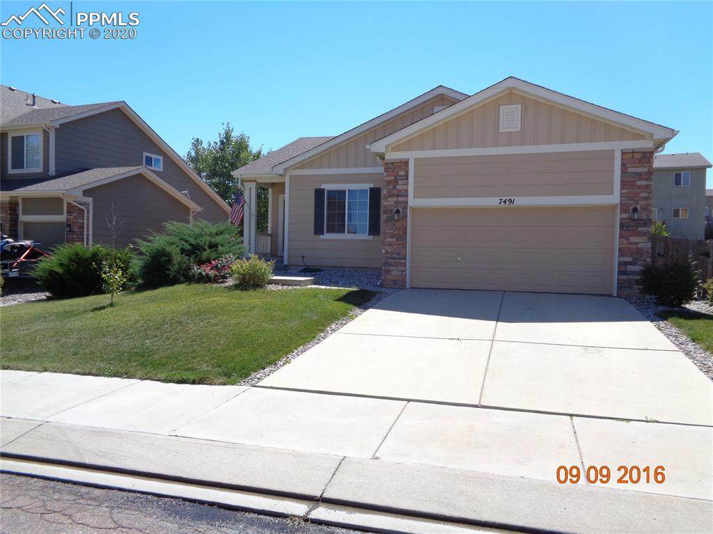 7491 Creekfront Drive - Photo 1