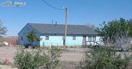 18761 J Road - Photo 1