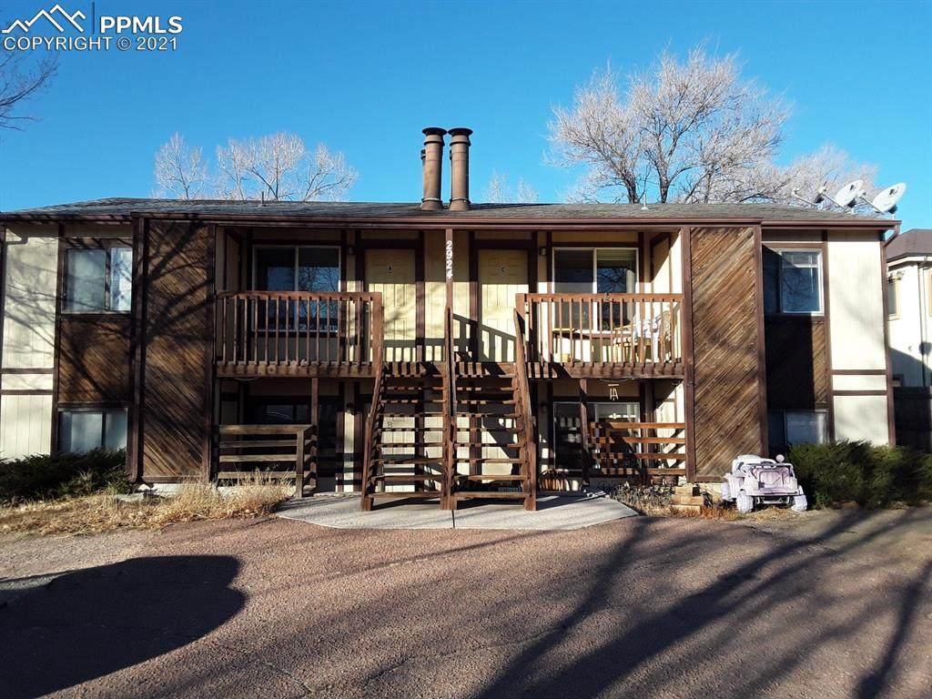 2924 Straus Lane - Photo 1