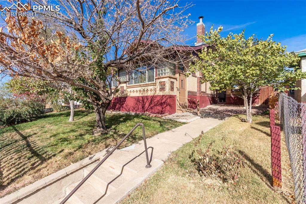1315 8th Street - Photo 1
