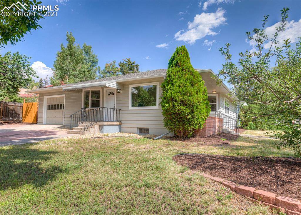 1104 Dale Street - Photo 1