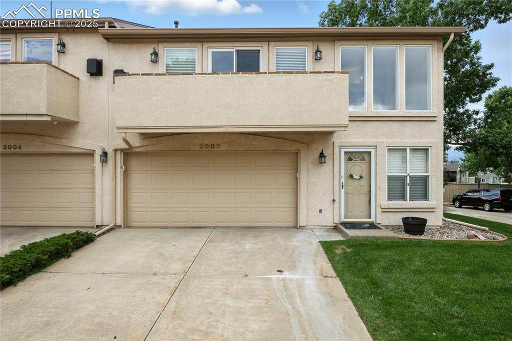 2006 Summerset Drive - Photo 1