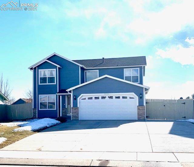 1135 Lindstrom Drive - Photo 1