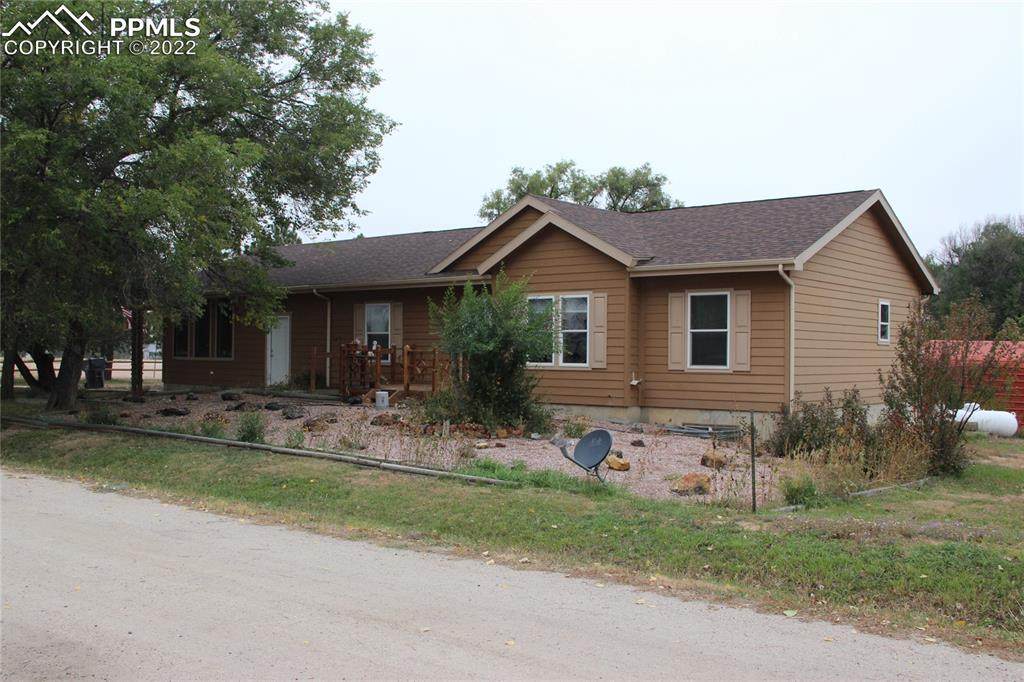 749 9th Street - Photo 1