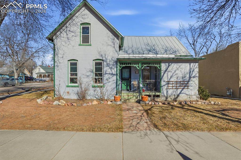 2930 Pikes Peak Avenue - Photo 1
