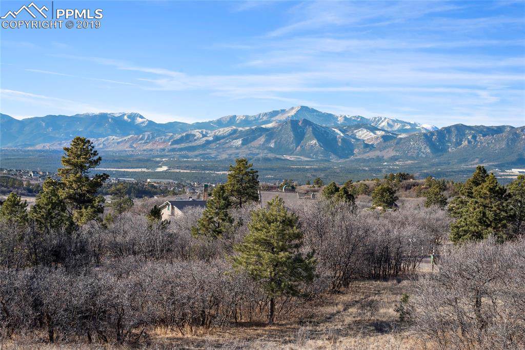 940 Sun Hills Drive - Photo 1
