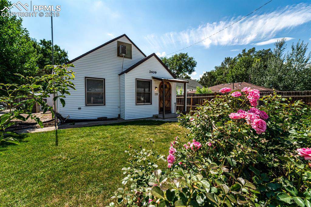 2409 Monument Street - Photo 1