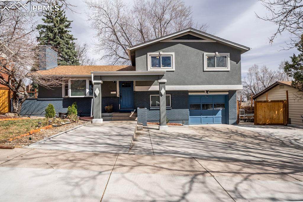 1421 Querida Drive - Photo 1