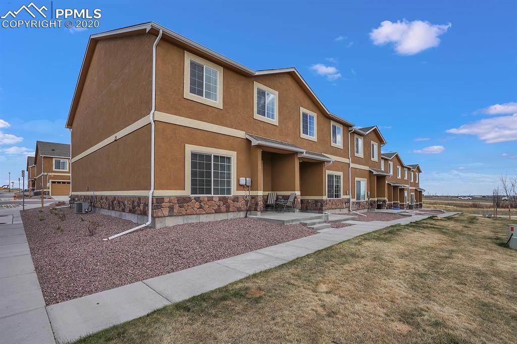 7564 Silver Larch Point - Photo 1 7564 Silver Larch Point - Photo 1