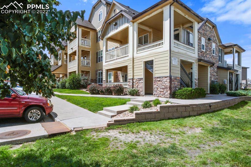 5353 Palomino Ranch Point - Photo 1
