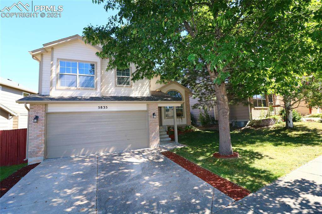 5835 Corinth Drive - Photo 1