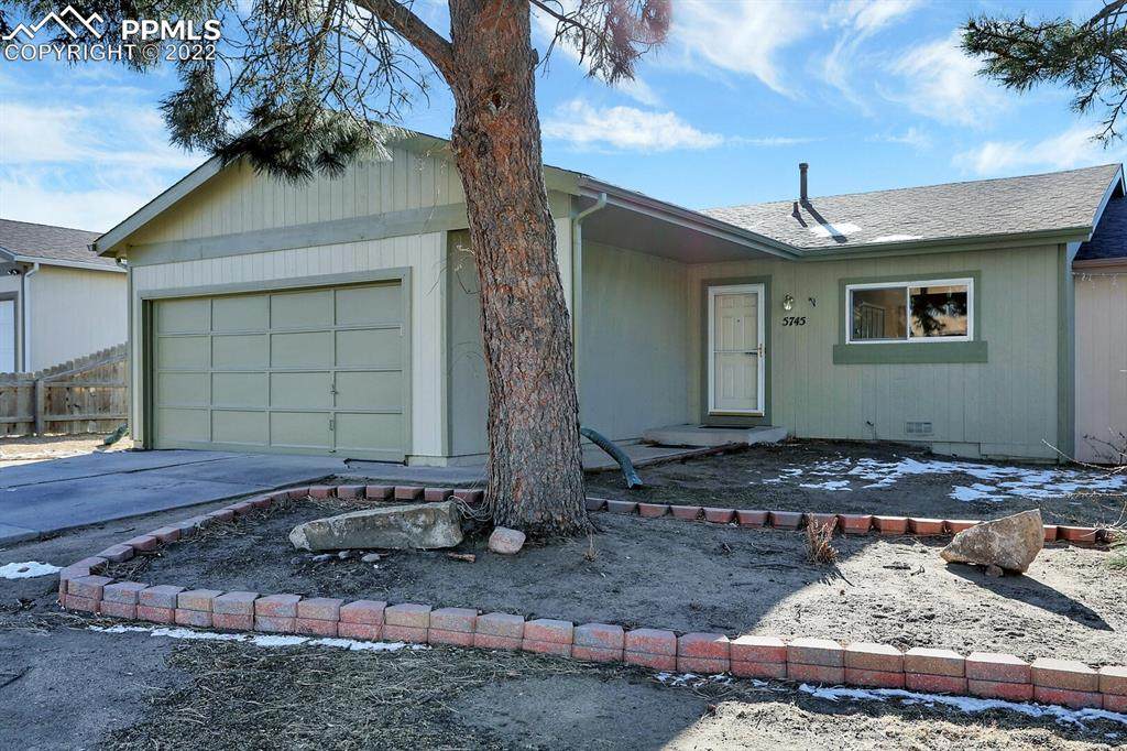5745 Hermit Pass Drive - Photo 1