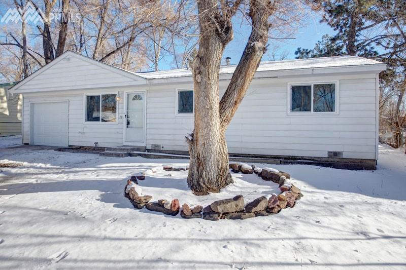 29 Hayes Drive - Photo 1