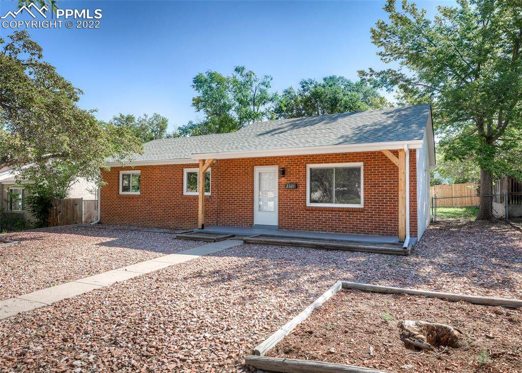 2321 Farragut Avenue - Photo 1