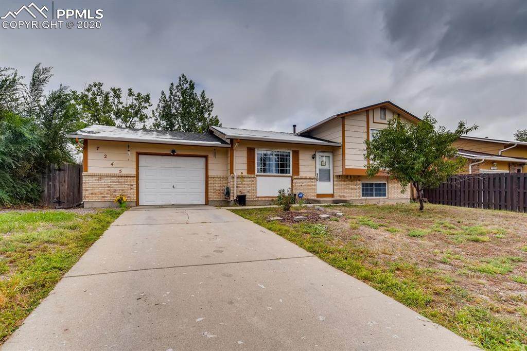 7245 Woodstock Street - Photo 1