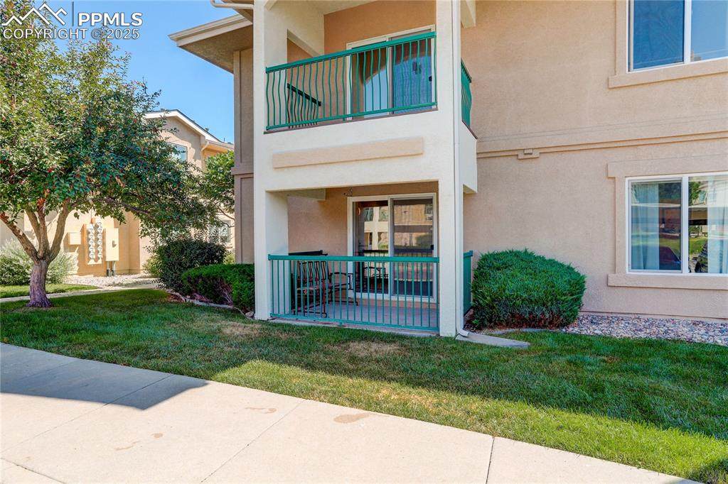 3021 Mandalay Grove - Photo 1
