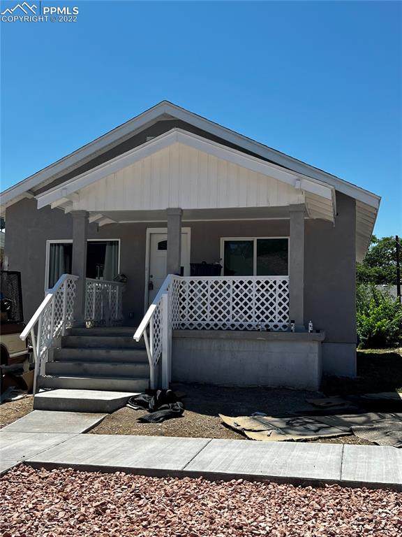 603 Iola Avenue - Photo 1