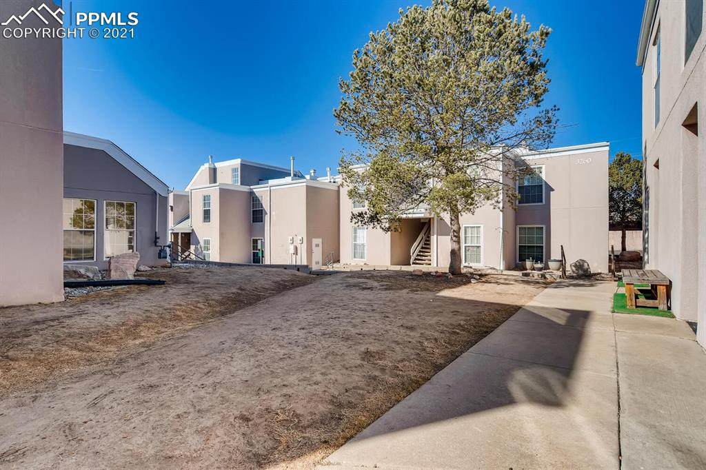 3260 Van Teylingen Drive - Photo 1