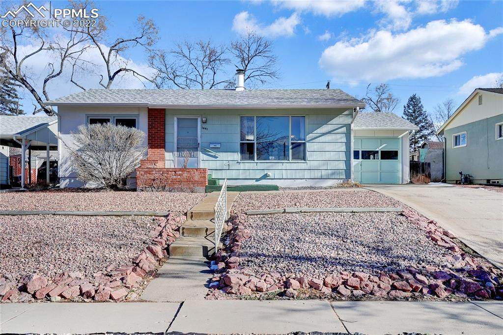 1441 Howard Avenue - Photo 1