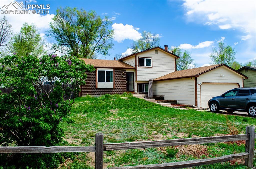 1129 Keith Drive - Photo 1
