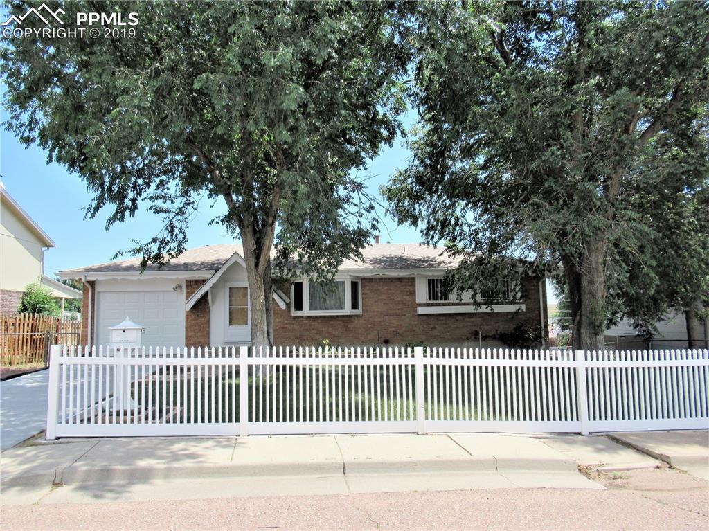 617 Chamberlin Avenue - Photo 1