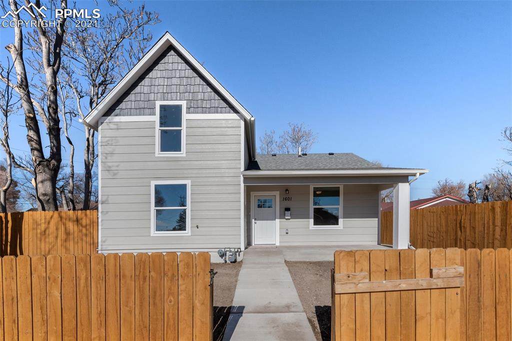 1601 7th Street - Photo 1