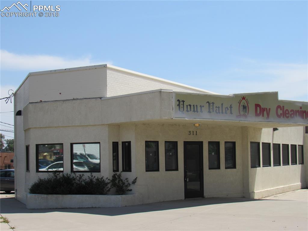 311 Nevada Avenue - Photo 1
