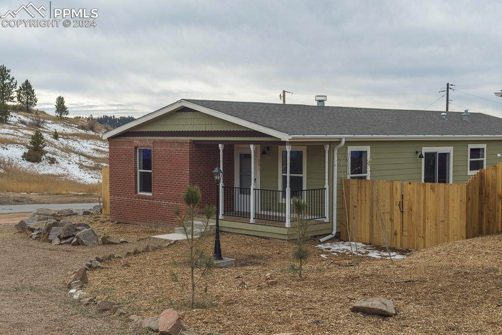 201 Main Street - Photo 1