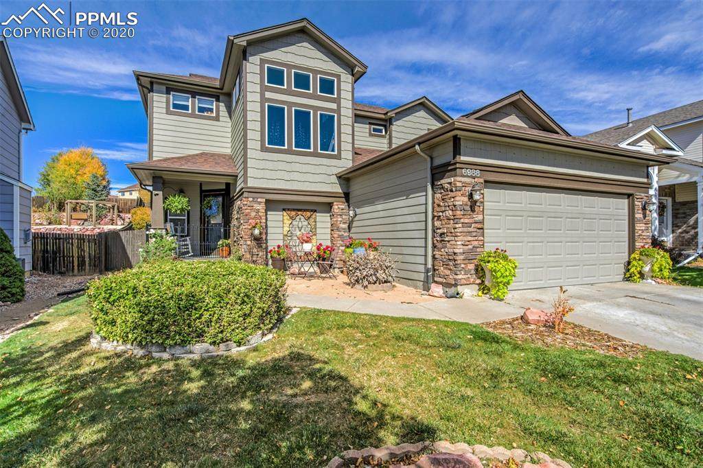 6988 Hillock Drive - Photo 1