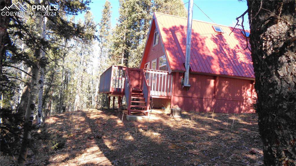 909 Fairview Drive - Photo 1