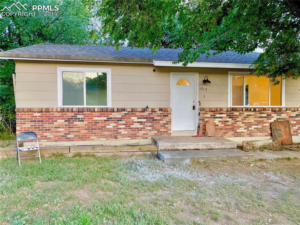 1715 Harrow Road - Photo 1