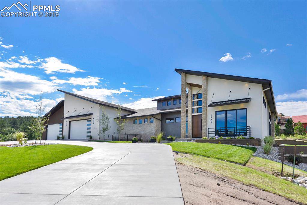 10065 Otero Avenue - Photo 1