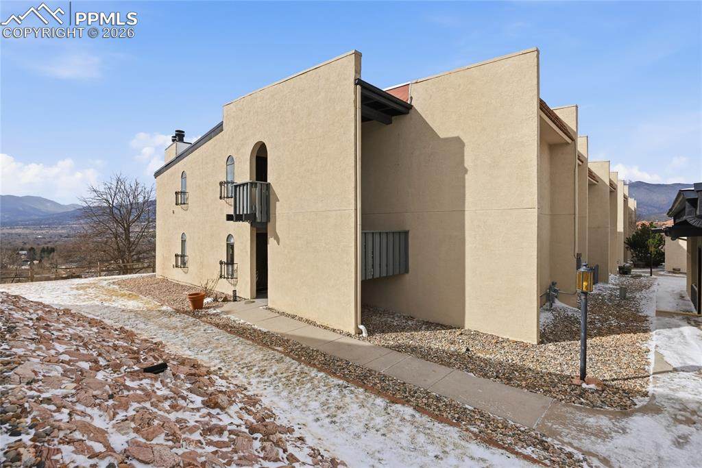 930 Fontmore Road - Photo 1