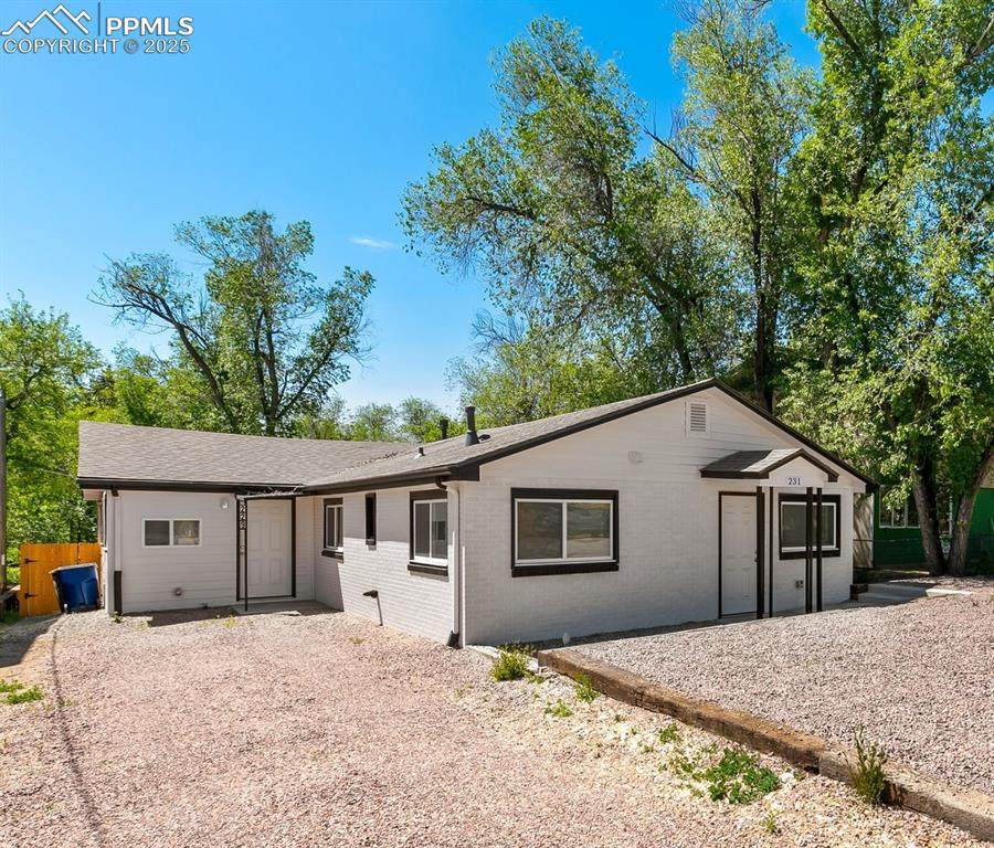 229-231 Crestone Avenue - Photo 1