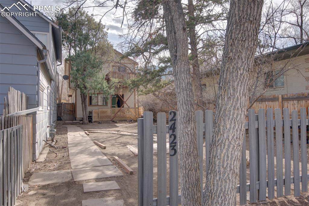 2423 Bott Avenue - Photo 1