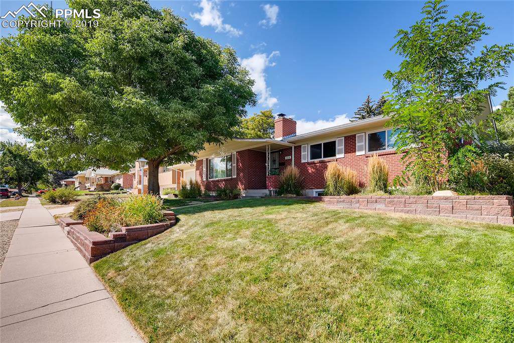 2610 Fairmount Street - Photo 1