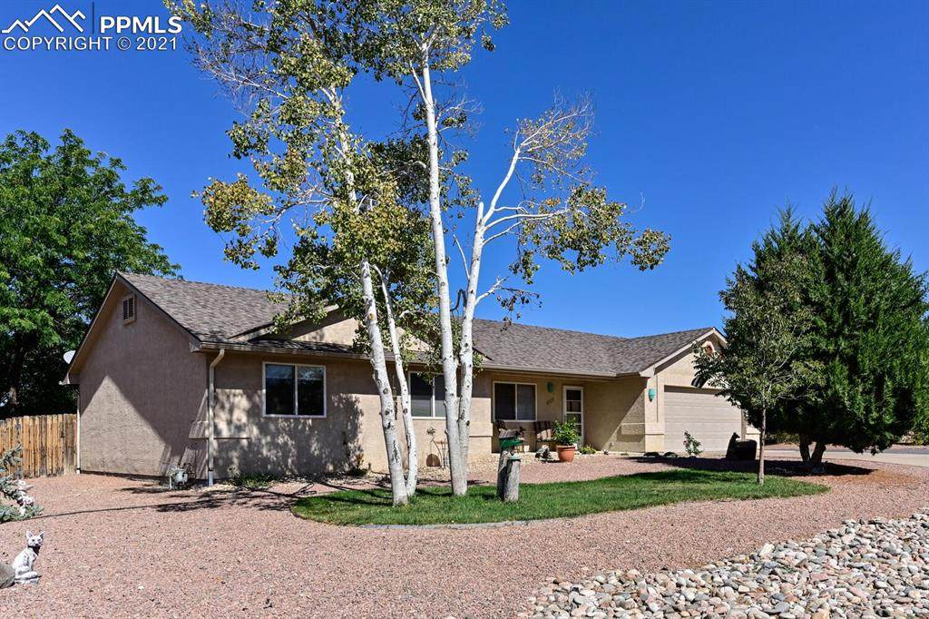 407 Archer Drive - Photo 1