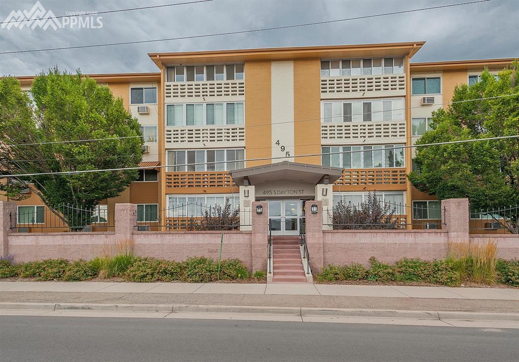 495 Dayton Street - Photo 1