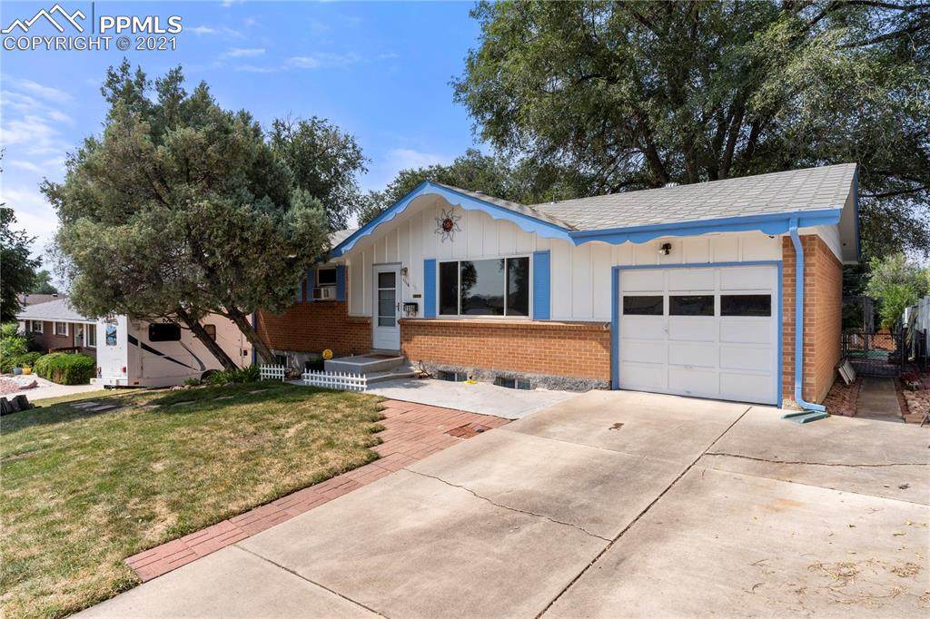 1116 Yosemite Drive - Photo 1