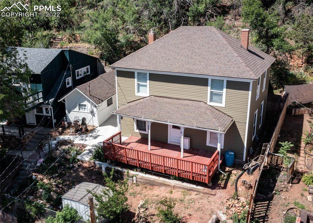 70 Waltham Avenue - Photo 1