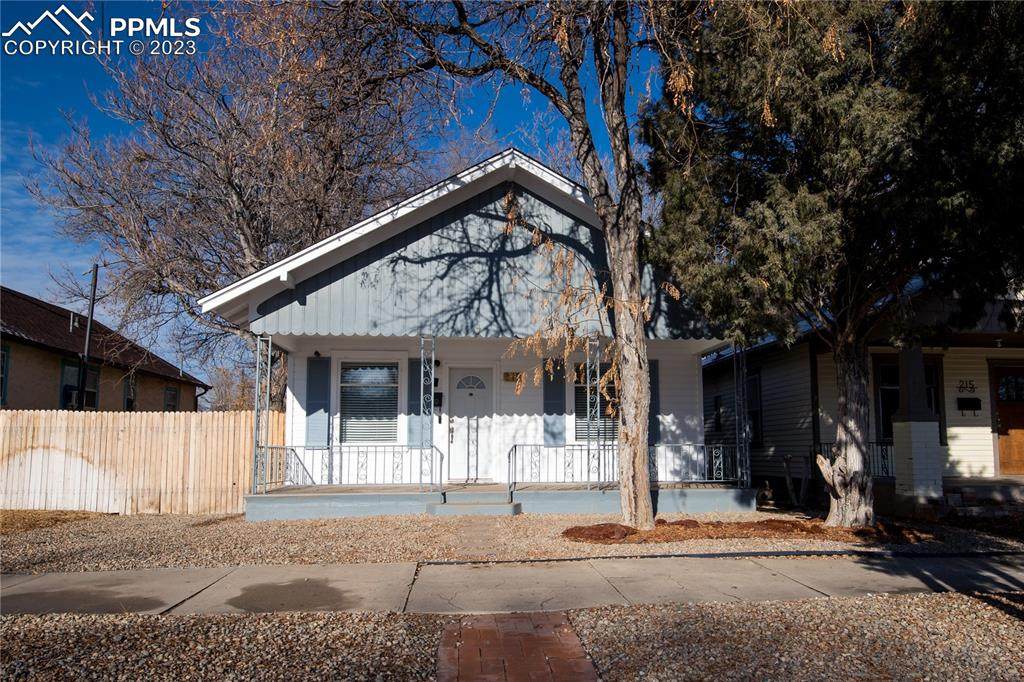 217 Washington Street - Photo 1