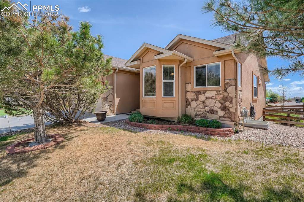 9845 Everglades Drive - Photo 1