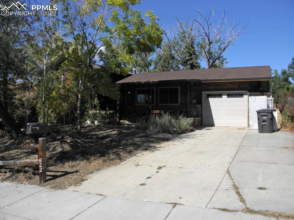 622 Rowe Lane - Photo 1
