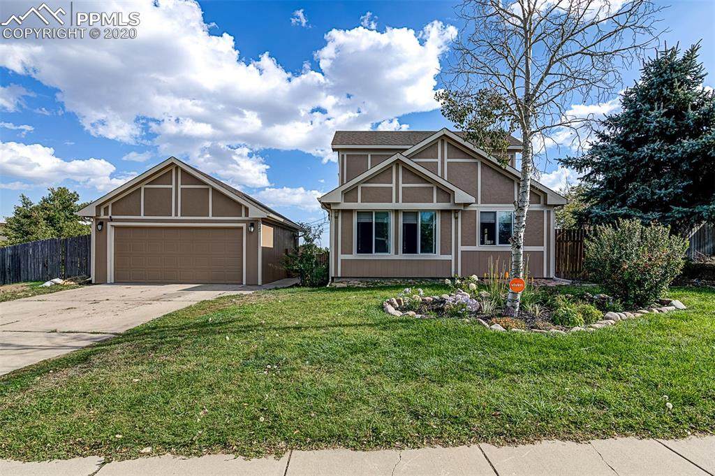 6925 Crazy Horse Circle - Photo 1